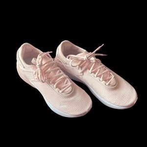 PUMA WOMENS PINK SNEAKERS